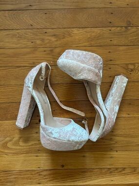 Pink Pump Heels